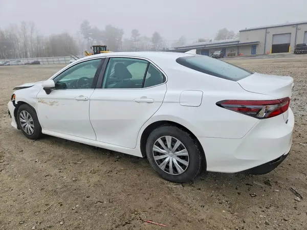 4T1C31AK1NU586696 2022 TOYOTA CAMRY - Image 2