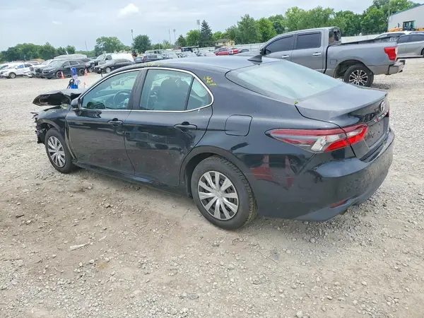 4T1C31AK1NU587475 2022 TOYOTA CAMRY - Image 2