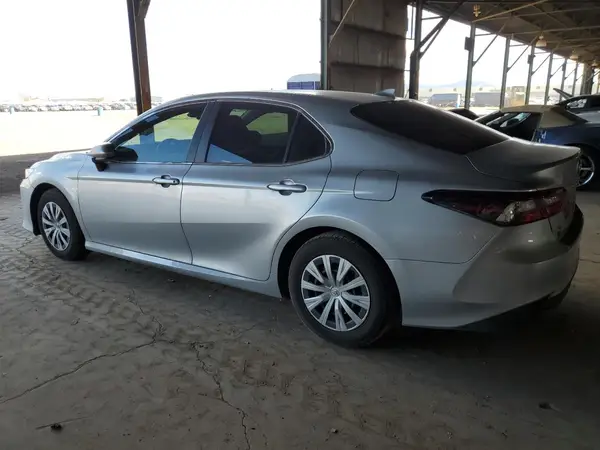 4T1C31AK1NU589050 2022 TOYOTA CAMRY - Image 2