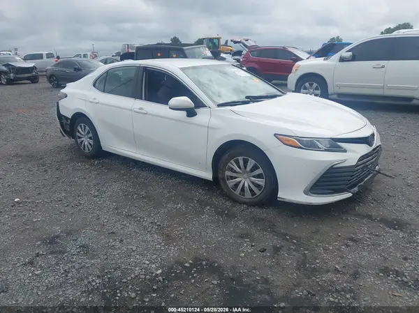 4T1C31AK1PU615102 2023 TOYOTA CAMRY - Image 1