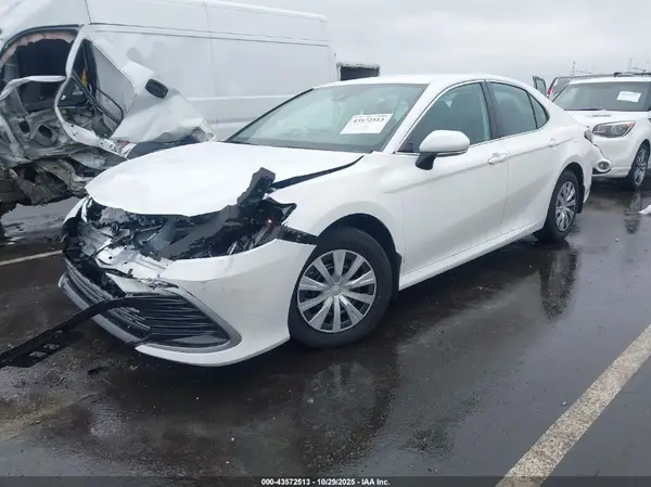4T1C31AK1RU065130 2024 TOYOTA CAMRY - Image 2