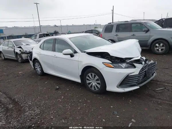 4T1C31AK1RU625793 2024 TOYOTA CAMRY - Image 1