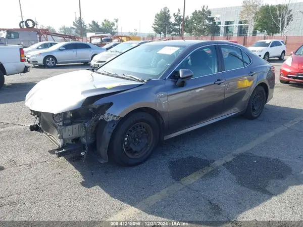 4T1C31AK2LU016381 2020 TOYOTA CAMRY - Image 2