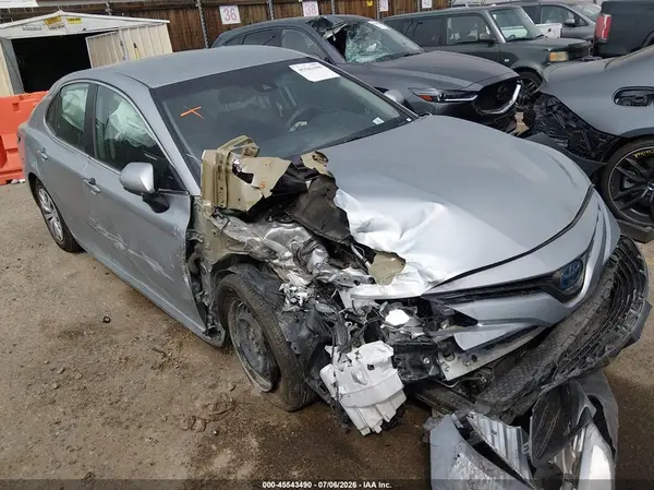 4T1C31AK2LU519859 2020 TOYOTA CAMRY - Image 1