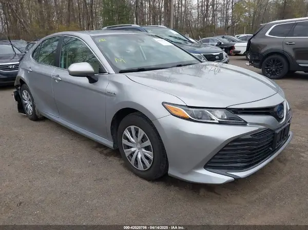 4T1C31AK2LU530862 2020 TOYOTA CAMRY - Image 1