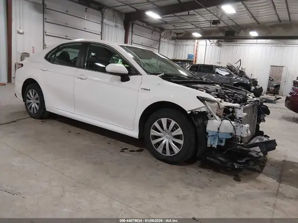 4T1C31AK2LU538718 2020 TOYOTA CAMRY - Image 1