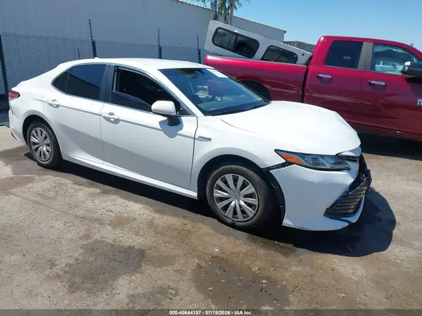 4T1C31AK2LU539528 2020 TOYOTA CAMRY - Image 1