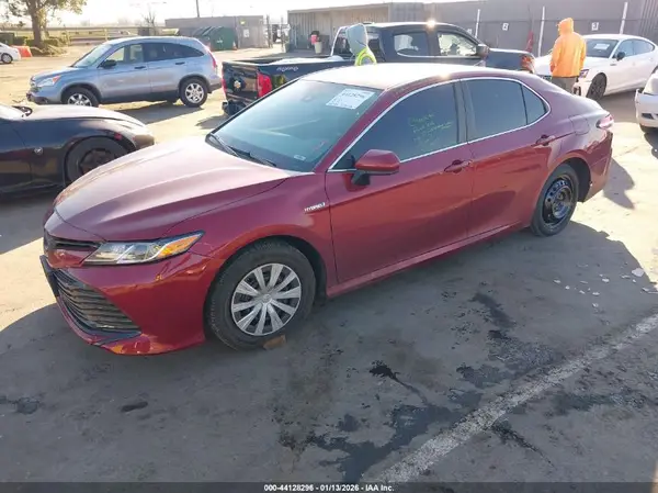 4T1C31AK2LU541750 2020 TOYOTA CAMRY - Image 2