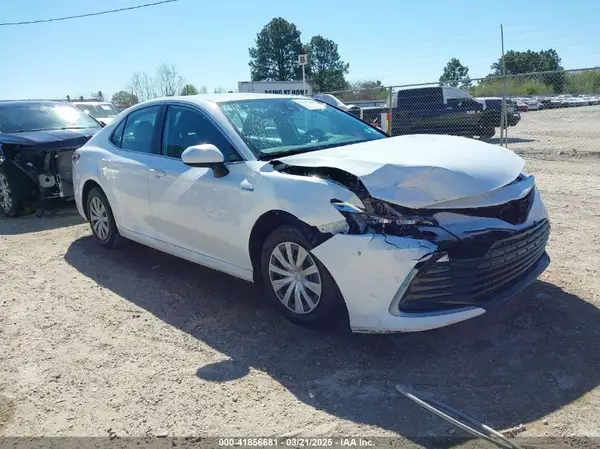 4T1C31AK2MU027513 2021 TOYOTA CAMRY - Image 1