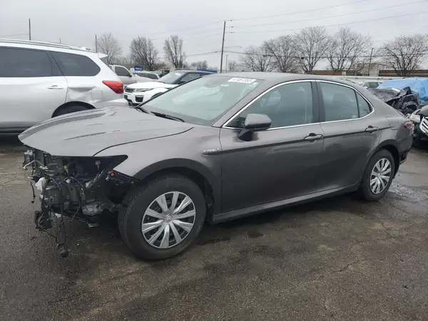 4T1C31AK2MU031058 2021 TOYOTA CAMRY - Image 1