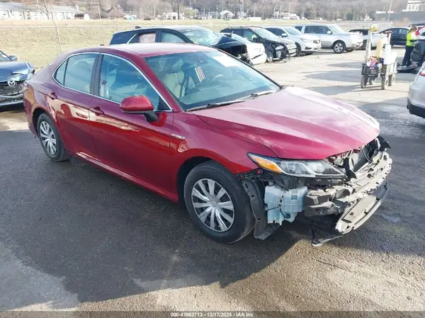 4T1C31AK2MU551230 2021 TOYOTA CAMRY - Image 1