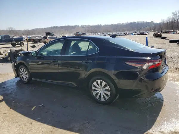 4T1C31AK2MU562471 2021 TOYOTA CAMRY - Image 2