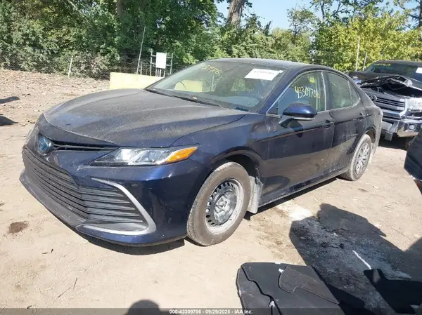 4T1C31AK2NU043017 2022 TOYOTA CAMRY - Image 2