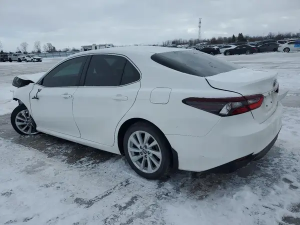 4T1C31AK2NU044362 2022 TOYOTA CAMRY - Image 2