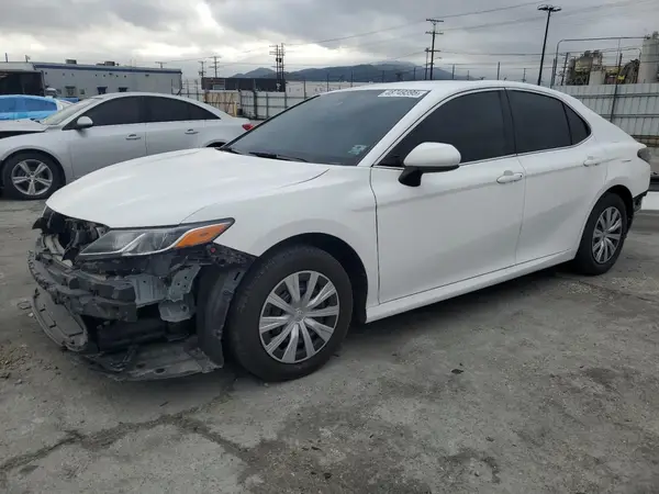 4T1C31AK2NU573391 2022 TOYOTA CAMRY - Image 1