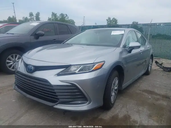 4T1C31AK2NU591289 2022 TOYOTA CAMRY - Image 2