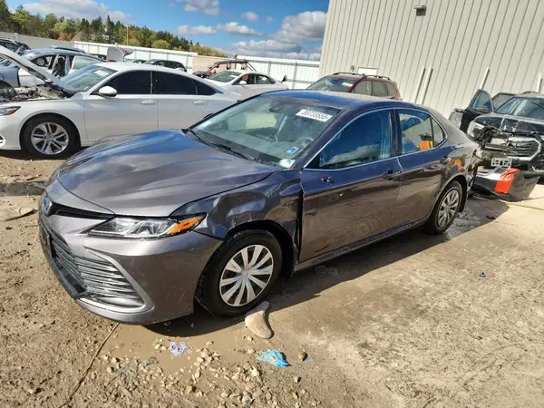 4T1C31AK2NU597979 2022 TOYOTA CAMRY - Image 1
