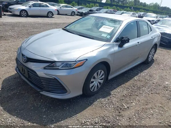 4T1C31AK2RU073205 2024 TOYOTA CAMRY - Image 2