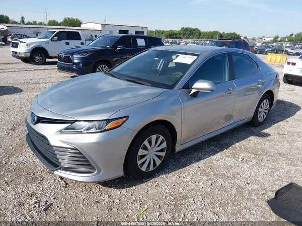 4T1C31AK2RU621221 2024 TOYOTA CAMRY - Image 2
