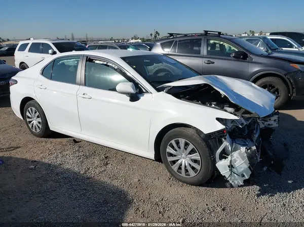 4T1C31AK2RU631554 2024 TOYOTA CAMRY - Image 1