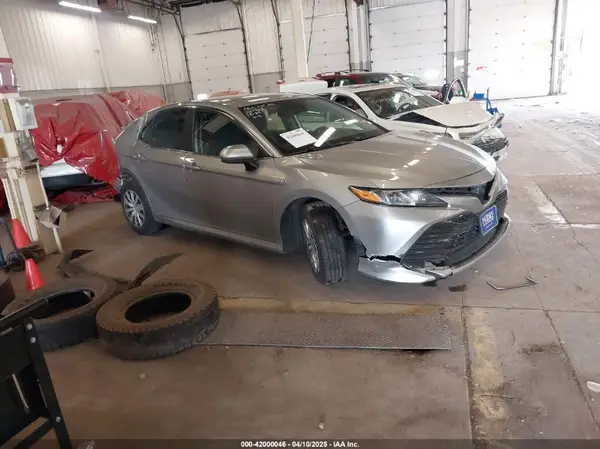 4T1C31AK3LU518011 2020 TOYOTA CAMRY - Image 1