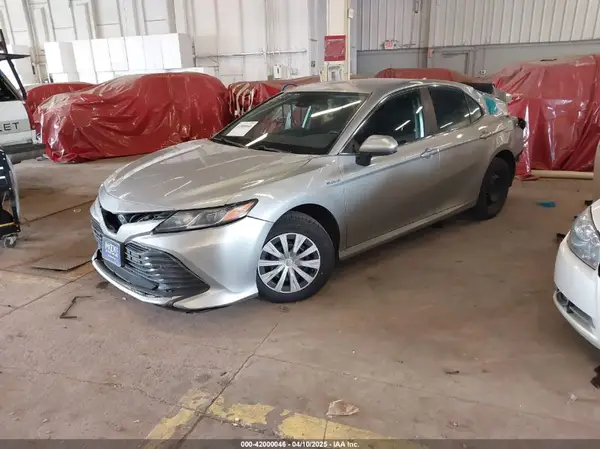 4T1C31AK3LU518011 2020 TOYOTA CAMRY - Image 2