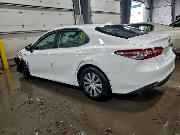 4T1C31AK3LU519689 2020 TOYOTA CAMRY - Image 2