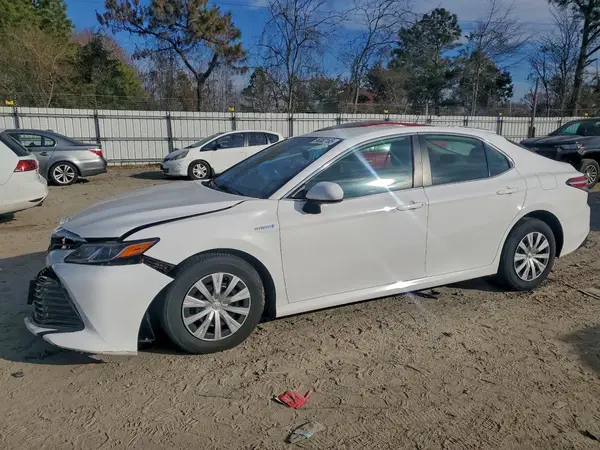 4T1C31AK3LU520101 2020 TOYOTA CAMRY - Image 1