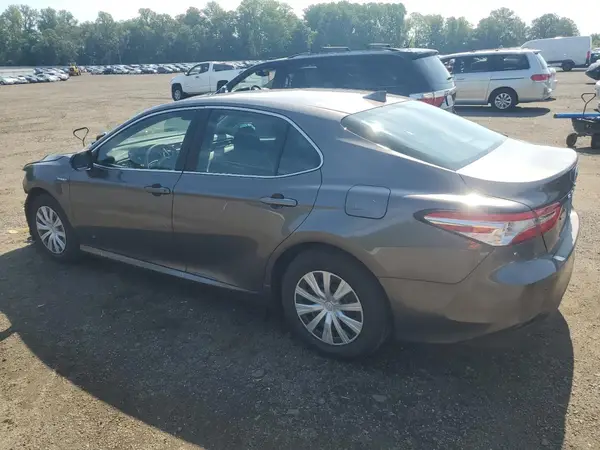 4T1C31AK3LU527890 2020 TOYOTA CAMRY - Image 2