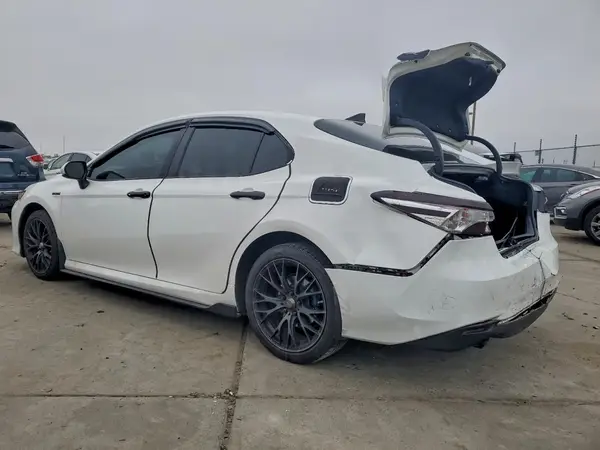 4T1C31AK3LU532720 2020 TOYOTA CAMRY - Image 2