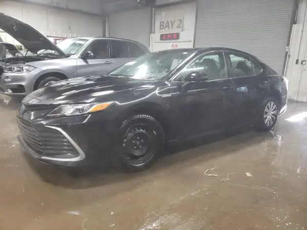 4T1C31AK3MU021767 2021 TOYOTA CAMRY - Image 1