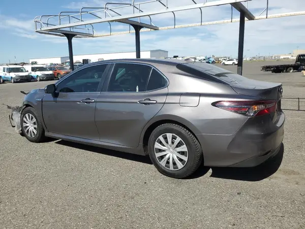 4T1C31AK3MU553696 2021 TOYOTA CAMRY - Image 2