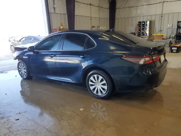 4T1C31AK3MU555612 2021 TOYOTA CAMRY - Image 2