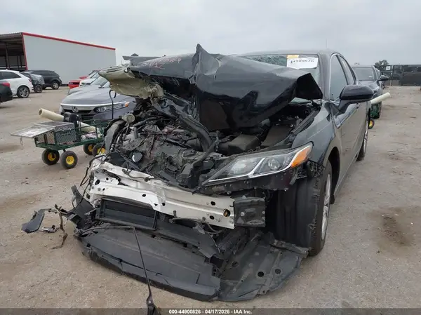 4T1C31AK3MU557084 2021 TOYOTA CAMRY - Image 2