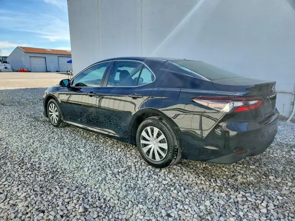 4T1C31AK3NU581287 2022 TOYOTA CAMRY - Image 2