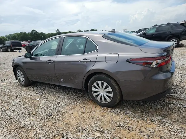 4T1C31AK3NU587753 2022 TOYOTA CAMRY - Image 2