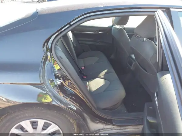 4T1C31AK3NU588370 2022 TOYOTA CAMRY - Image 8