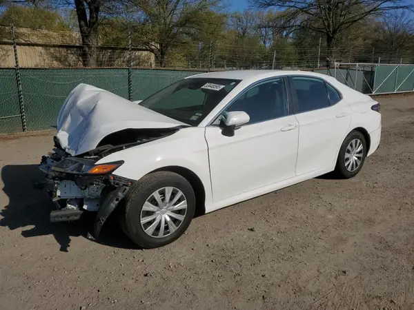 4T1C31AK3NU589857 2022 TOYOTA CAMRY - Image 1