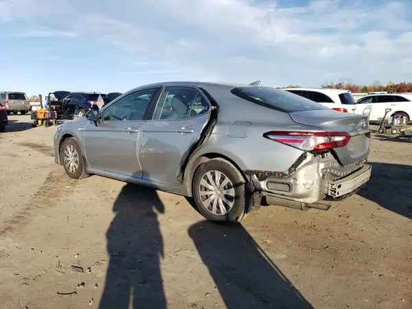 4T1C31AK4LU546156 2020 TOYOTA CAMRY - Image 2
