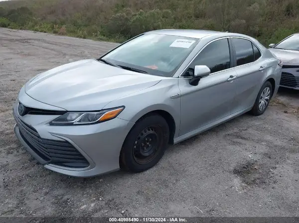 4T1C31AK4MU022085 2021 TOYOTA CAMRY - Image 2
