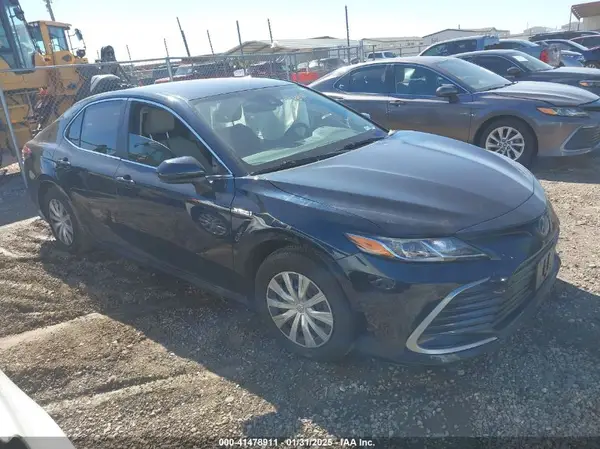 4T1C31AK4MU562133 2021 TOYOTA CAMRY - Image 1