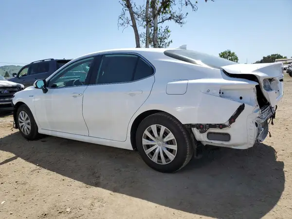 4T1C31AK4MU562200 2021 TOYOTA CAMRY - Image 2