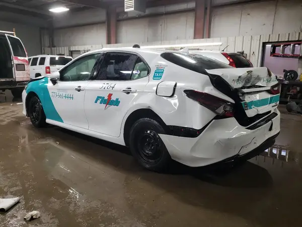 4T1C31AK4MU564691 2021 TOYOTA CAMRY - Image 2