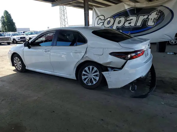 4T1C31AK4MU567381 2021 TOYOTA CAMRY - Image 2