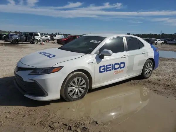 4T1C31AK4MU567753 2021 TOYOTA CAMRY - Image 1