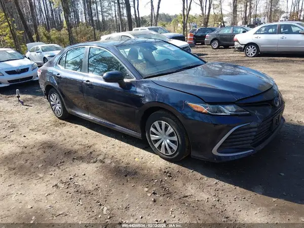 4T1C31AK4MU569504 2021 TOYOTA CAMRY - Image 1