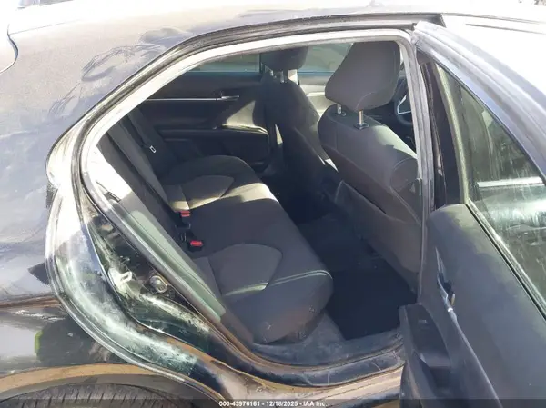 4T1C31AK4NU590824 2022 TOYOTA CAMRY - Image 8