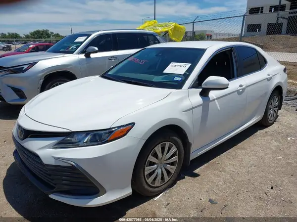 4T1C31AK4PU600822 2023 TOYOTA CAMRY - Image 2