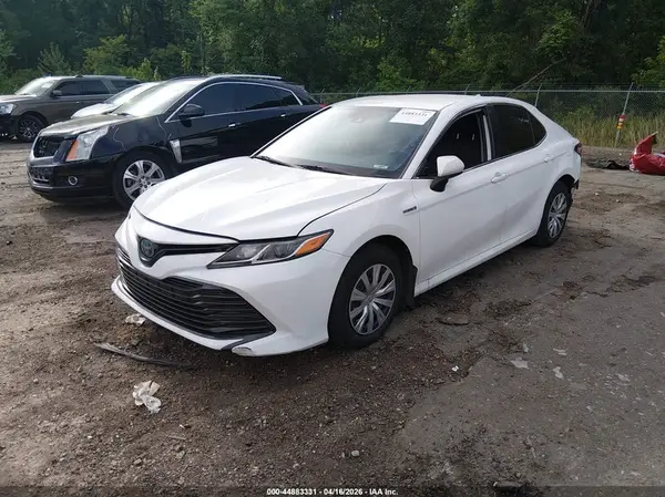 4T1C31AK5LU524926 2020 TOYOTA CAMRY - Image 2
