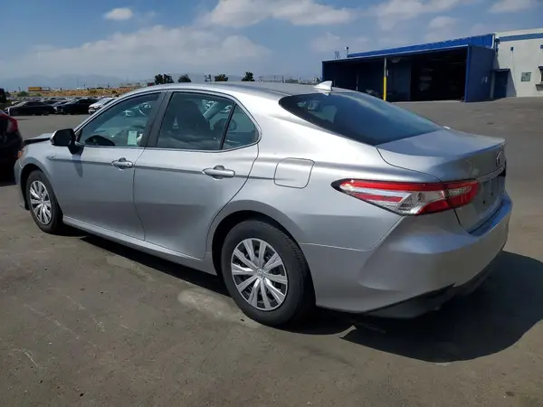 4T1C31AK5LU529902 2020 TOYOTA CAMRY - Image 2